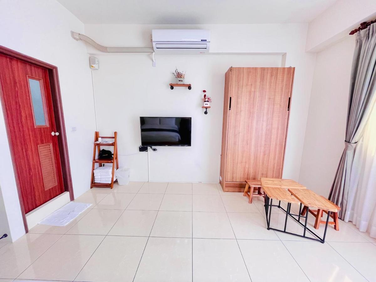 安平六合居 六合館 Apartment Тайнан Екстериор снимка