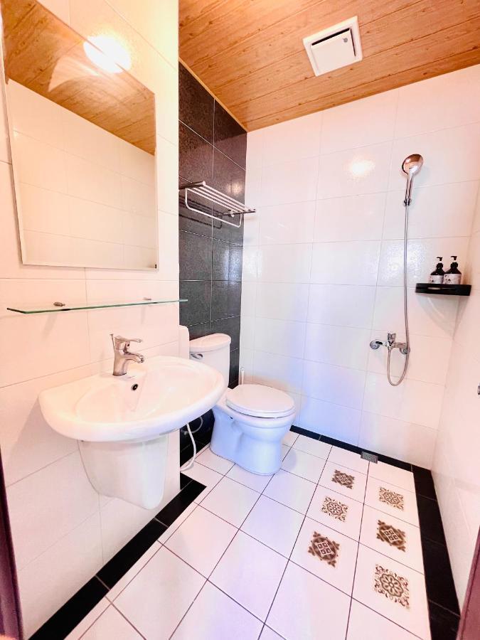 安平六合居 六合館 Apartment Тайнан Екстериор снимка