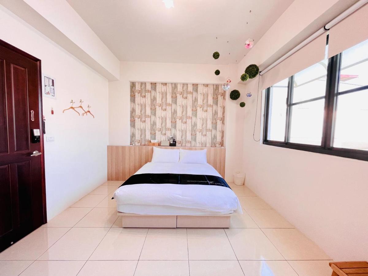 安平六合居 六合館 Apartment Тайнан Екстериор снимка