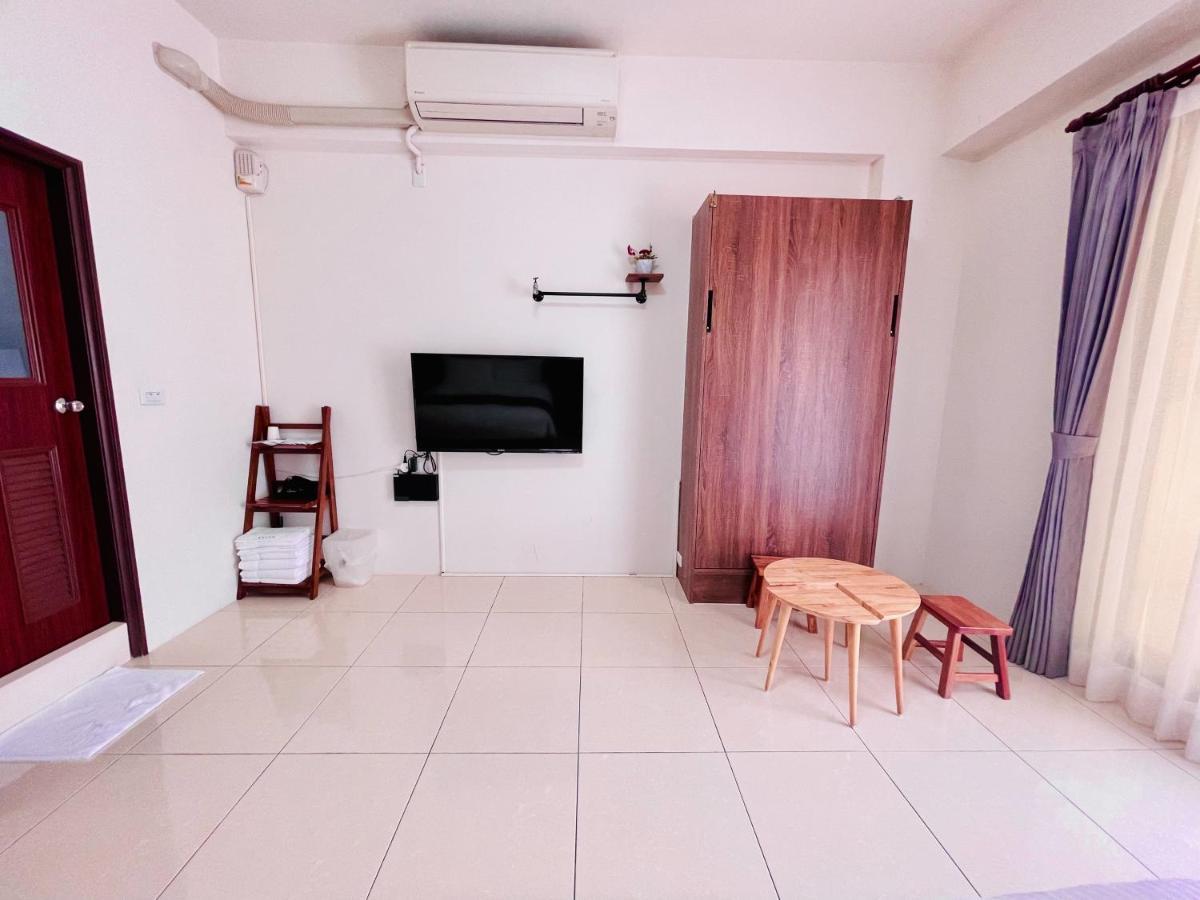 安平六合居 六合館 Apartment Тайнан Екстериор снимка